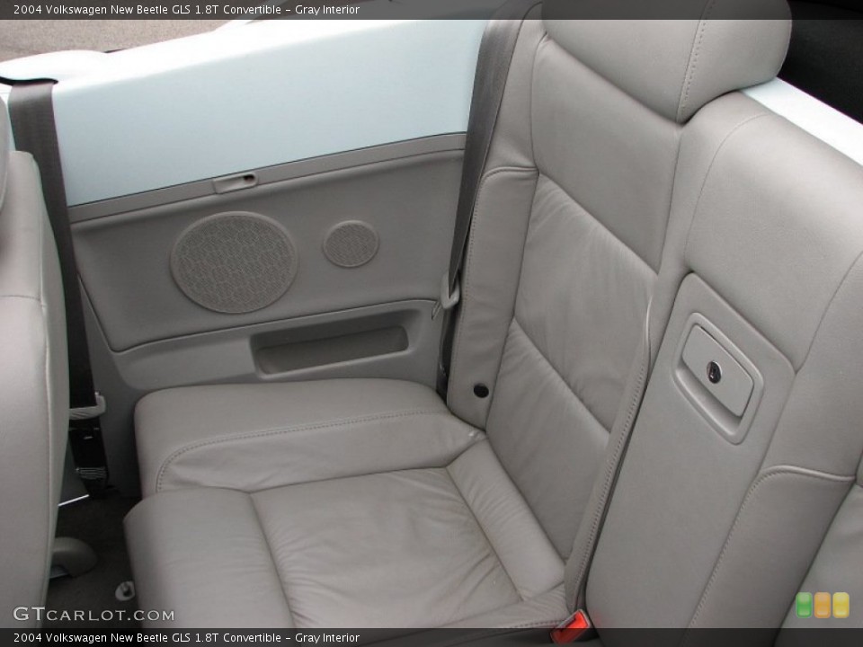 Gray Interior Photo for the 2004 Volkswagen New Beetle GLS 1.8T Convertible #57330772
