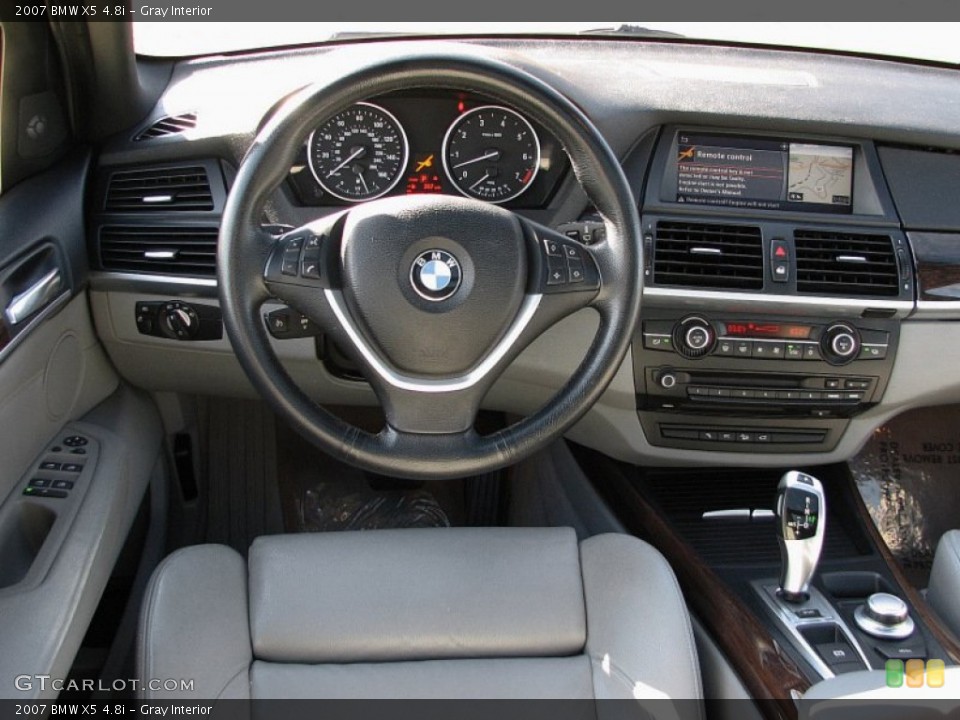 Gray Interior Dashboard for the 2007 BMW X5 4.8i #57333709