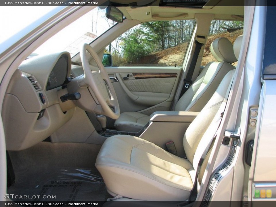 Parchment Interior Photo for the 1999 Mercedes-Benz C 280 Sedan #57335405