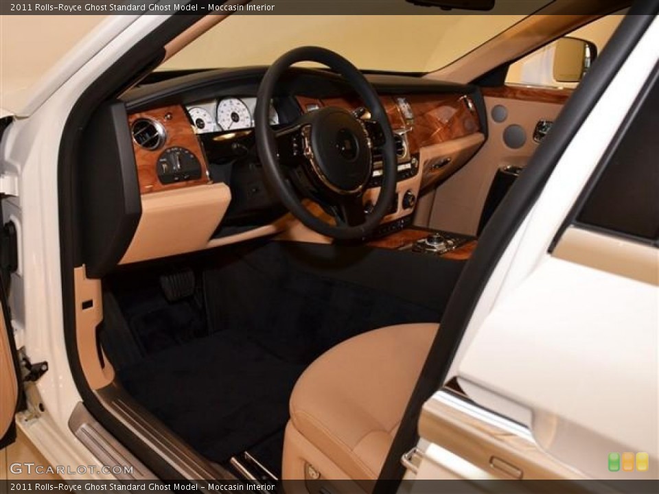 Moccasin Interior Photo for the 2011 Rolls-Royce Ghost  #57339622