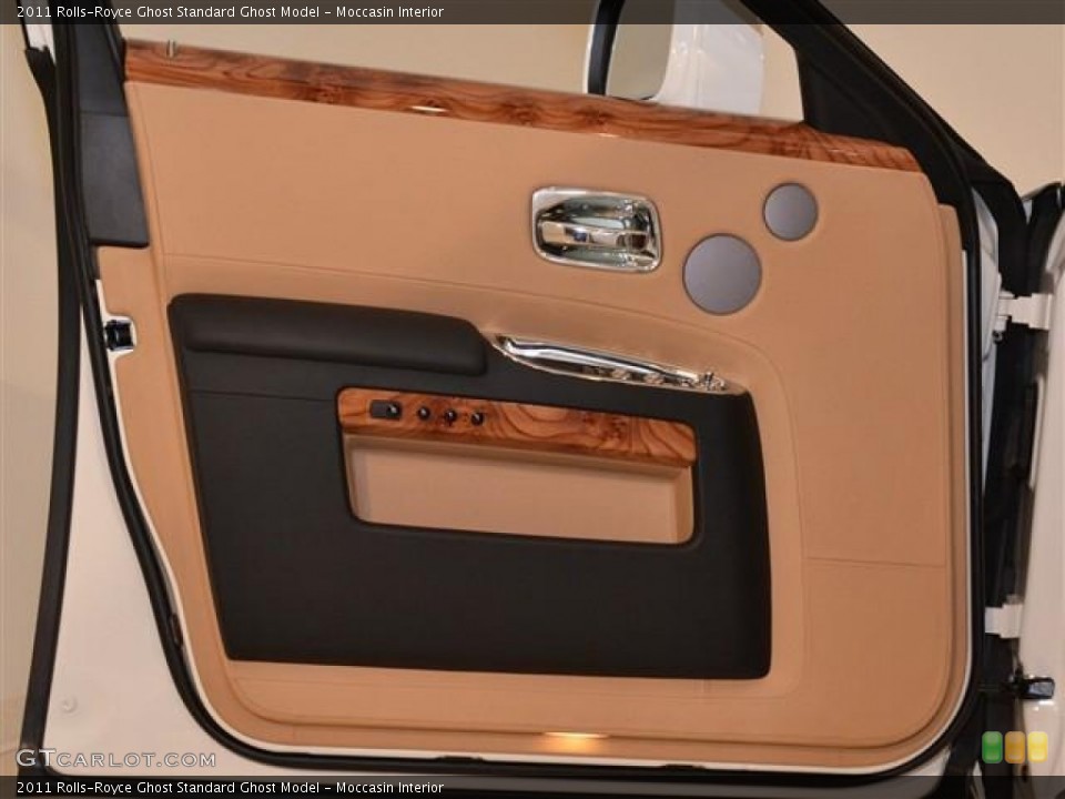 Moccasin Interior Door Panel for the 2011 Rolls-Royce Ghost  #57339742