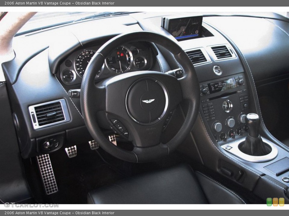 Obsidian Black Interior Dashboard for the 2006 Aston Martin V8 Vantage Coupe #57340378