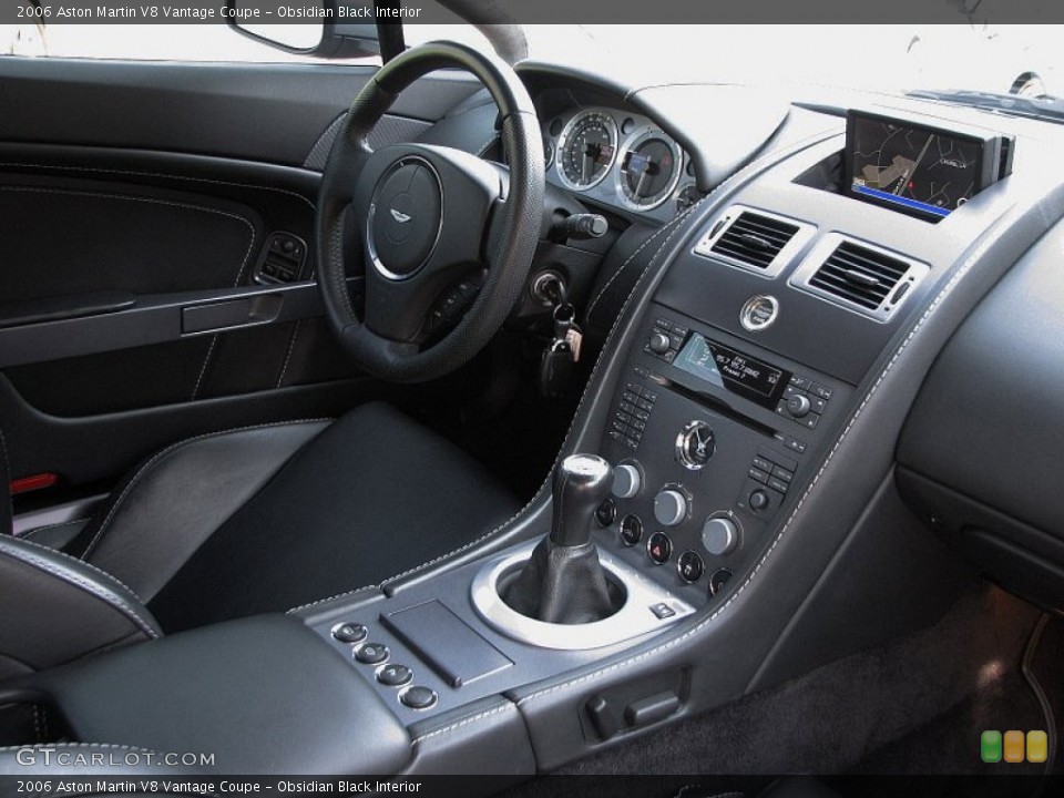 Obsidian Black Interior Dashboard for the 2006 Aston Martin V8 Vantage Coupe #57340446