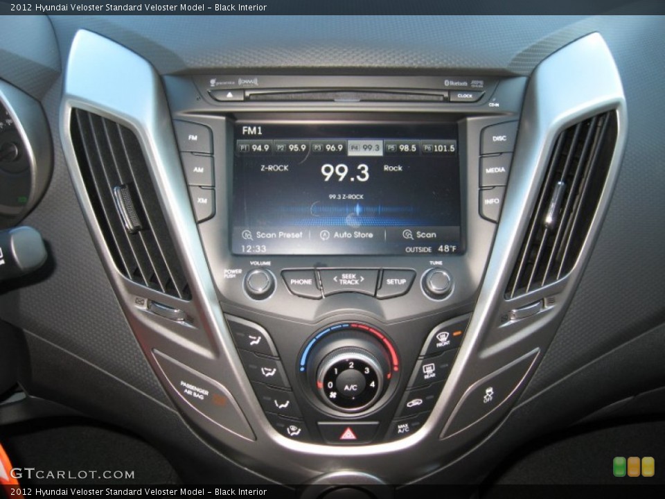Black Interior Controls for the 2012 Hyundai Veloster  #57340765