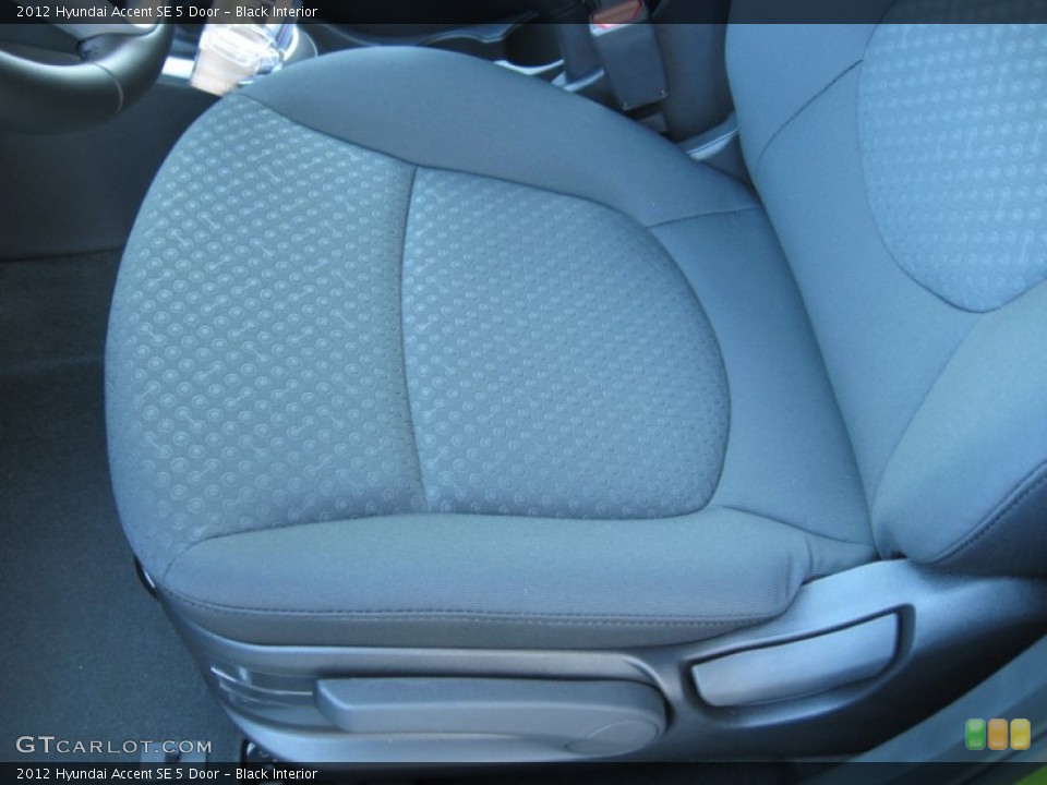 Black Interior Photo for the 2012 Hyundai Accent SE 5 Door #57341149