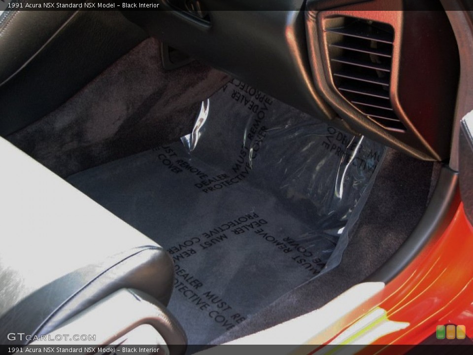 Black Interior Photo for the 1991 Acura NSX  #57342796