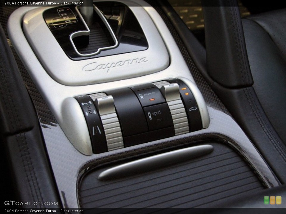 Black Interior Controls for the 2004 Porsche Cayenne Turbo #57344890