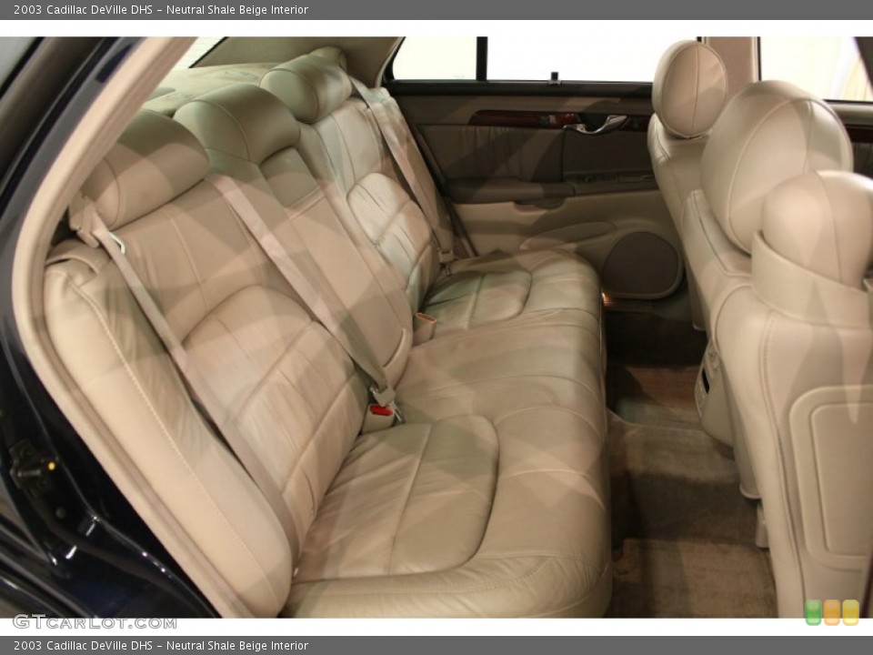 Neutral Shale Beige Interior Photo for the 2003 Cadillac DeVille DHS #57345412
