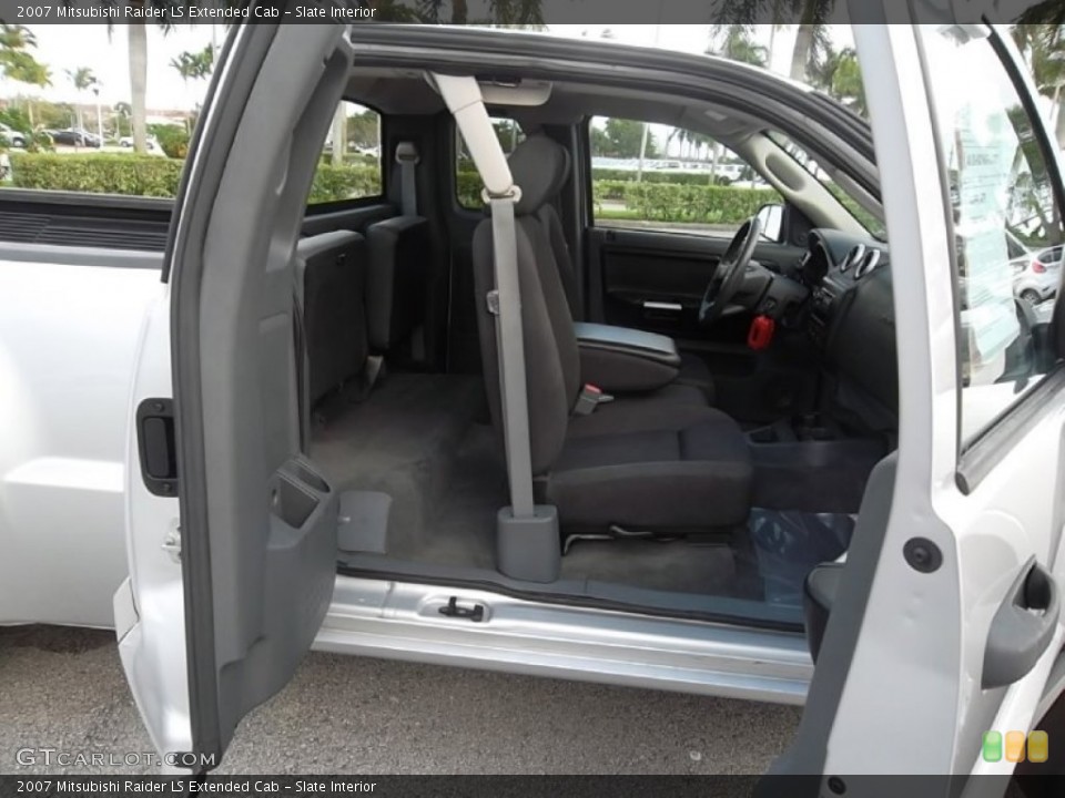 Slate Interior Photo for the 2007 Mitsubishi Raider LS Extended Cab #57368864
