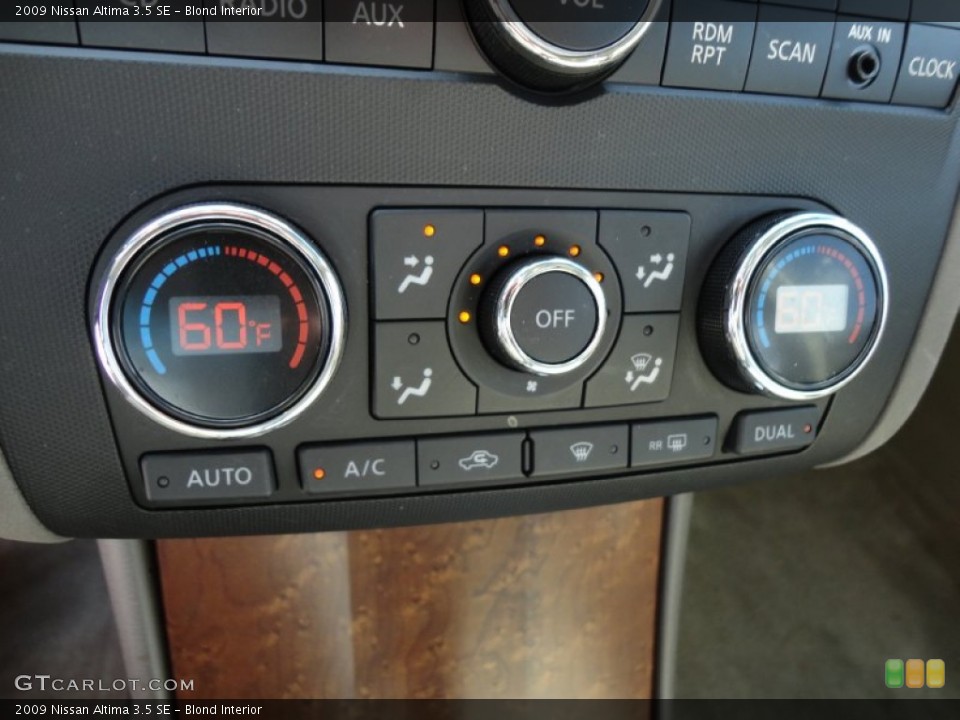 Blond Interior Controls for the 2009 Nissan Altima 3.5 SE #57412271