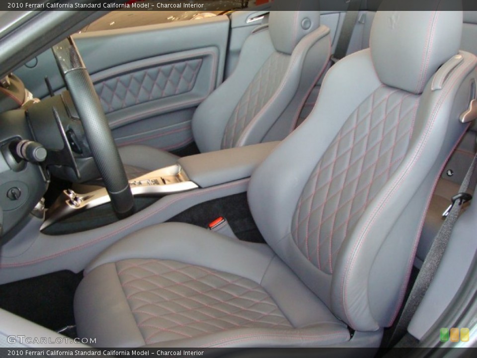 Charcoal Interior Photo for the 2010 Ferrari California  #57416588