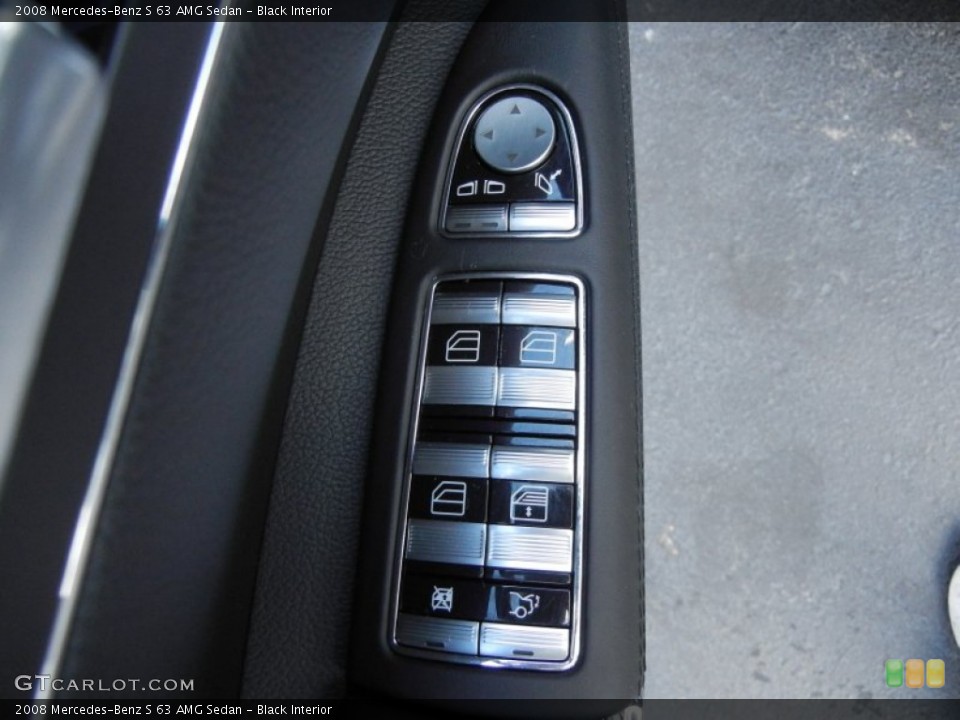 Black Interior Controls for the 2008 Mercedes-Benz S 63 AMG Sedan #57419549