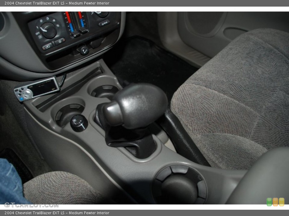 Medium Pewter Interior Transmission for the 2004 Chevrolet TrailBlazer EXT LS #57429848