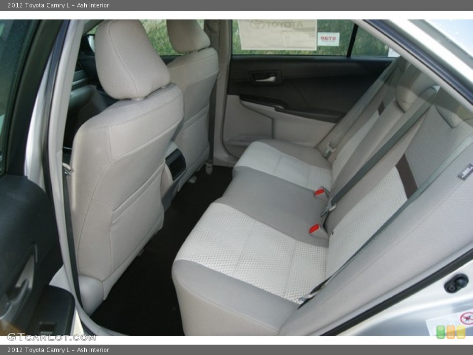 Ash Interior Photo for the 2012 Toyota Camry L #57437621