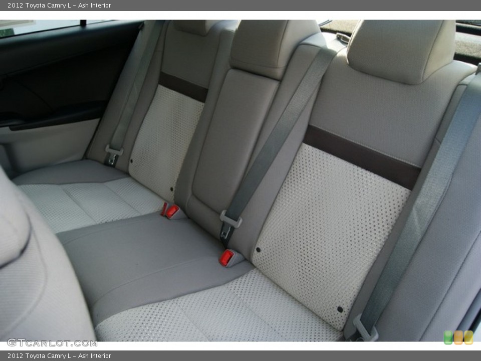 Ash Interior Photo for the 2012 Toyota Camry L #57437627