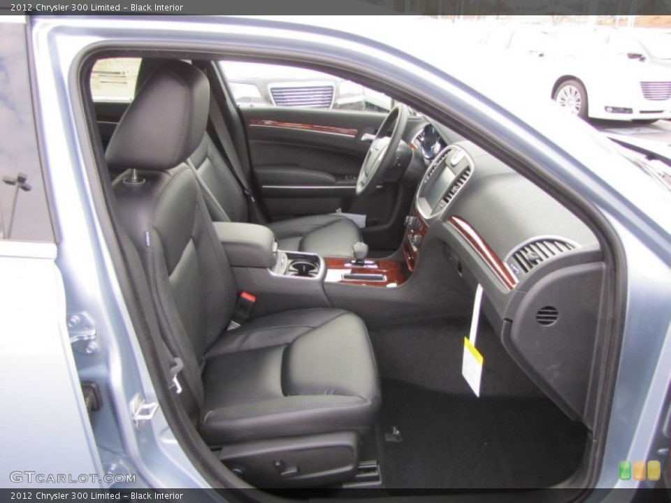 Black Interior Photo for the 2012 Chrysler 300 Limited #57450751