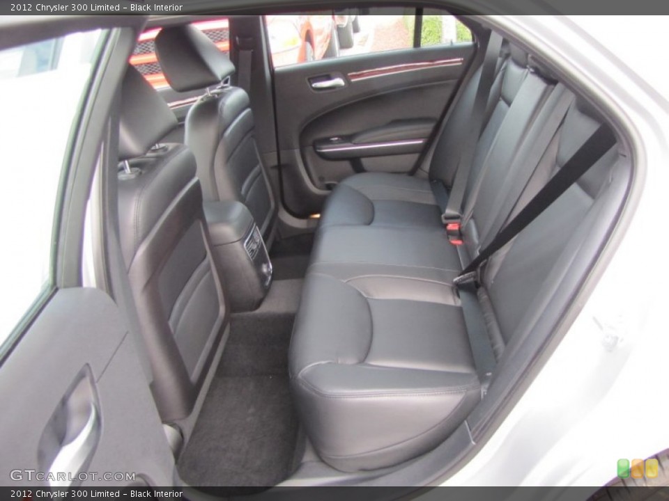 Black Interior Photo for the 2012 Chrysler 300 Limited #57450841