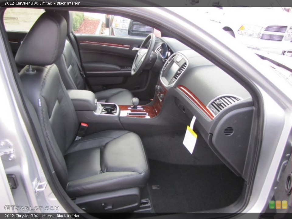 Black Interior Photo for the 2012 Chrysler 300 Limited #57450850