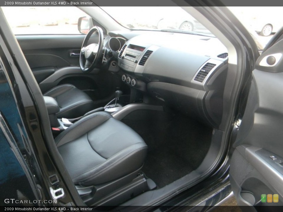 Black Interior Photo for the 2009 Mitsubishi Outlander XLS 4WD #57465505