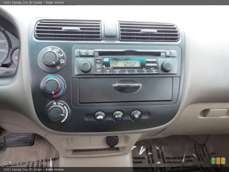 Beige Interior Controls for the 2001 Honda Civic EX Sedan #57476293
