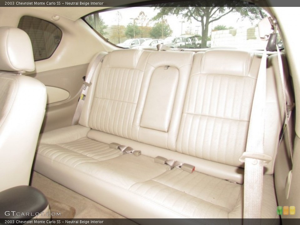 Neutral Beige Interior Photo for the 2003 Chevrolet Monte Carlo SS #57488569