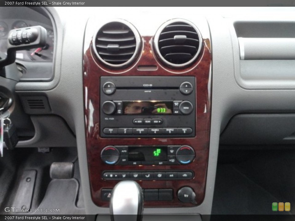 Shale Grey Interior Controls for the 2007 Ford Freestyle SEL #57496639