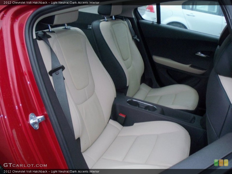 Light Neutral/Dark Accents Interior Photo for the 2012 Chevrolet Volt Hatchback #57500782
