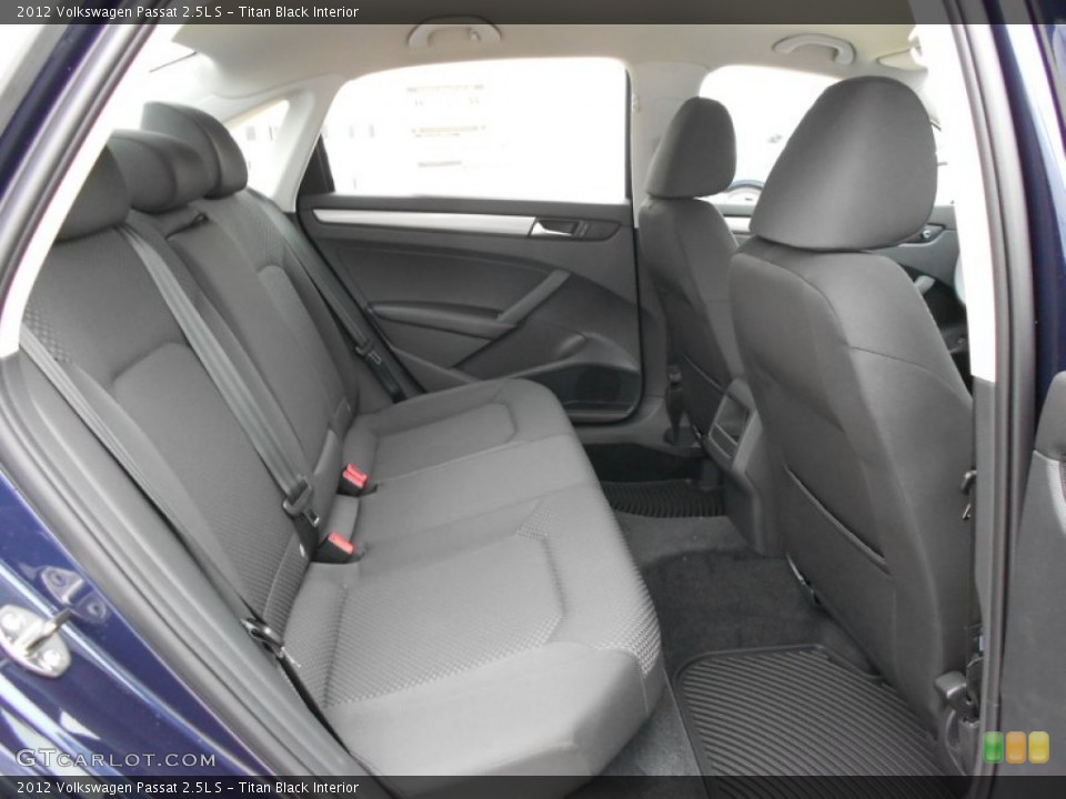 Titan Black Interior Photo for the 2012 Volkswagen Passat 2.5L S #57505379