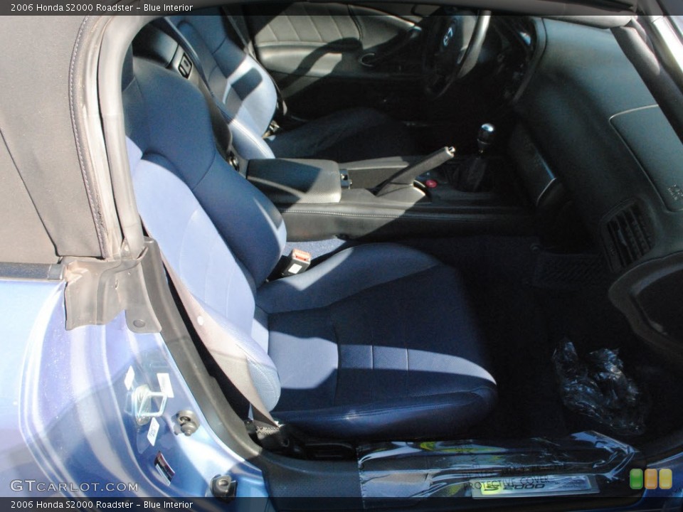 Blue Interior Photo for the 2006 Honda S2000 Roadster #57505885