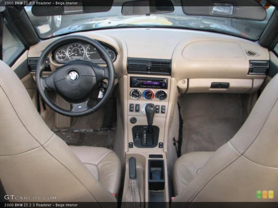 Beige Interior Dashboard for the 2000 BMW Z3 2.3 Roadster #57506920