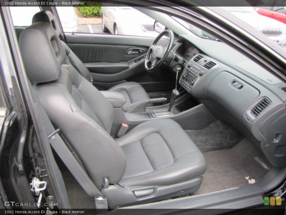 Black Interior Photo for the 2002 Honda Accord EX Coupe #57513695