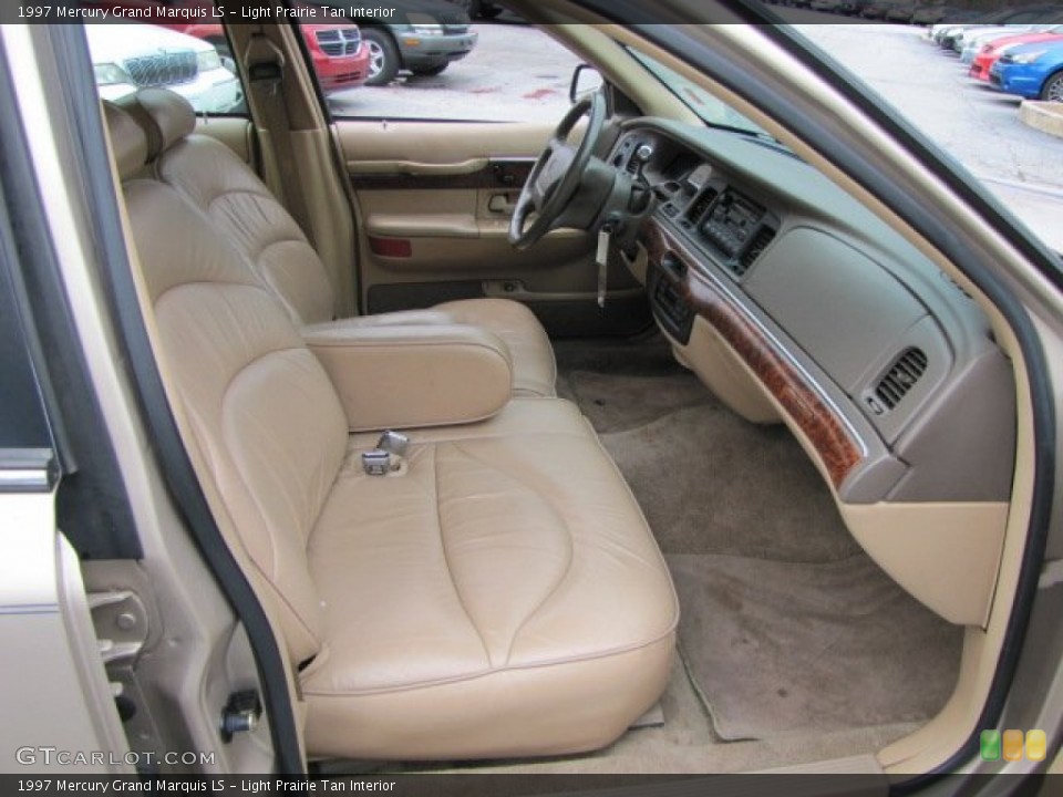 Light Prairie Tan Interior Photo for the 1997 Mercury Grand Marquis LS #57514234