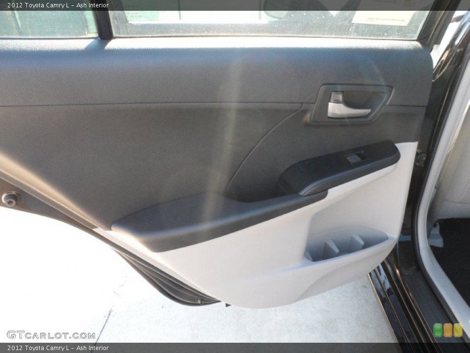 Ash Interior Door Panel for the 2012 Toyota Camry L #57542502