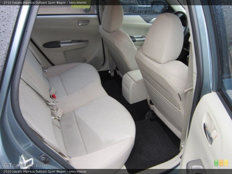 Ivory Interior Photo for the 2010 Subaru Impreza Outback Sport Wagon #57544429