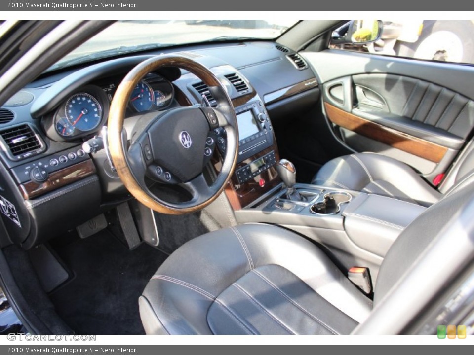 Nero Interior Photo for the 2010 Maserati Quattroporte S #57546223
