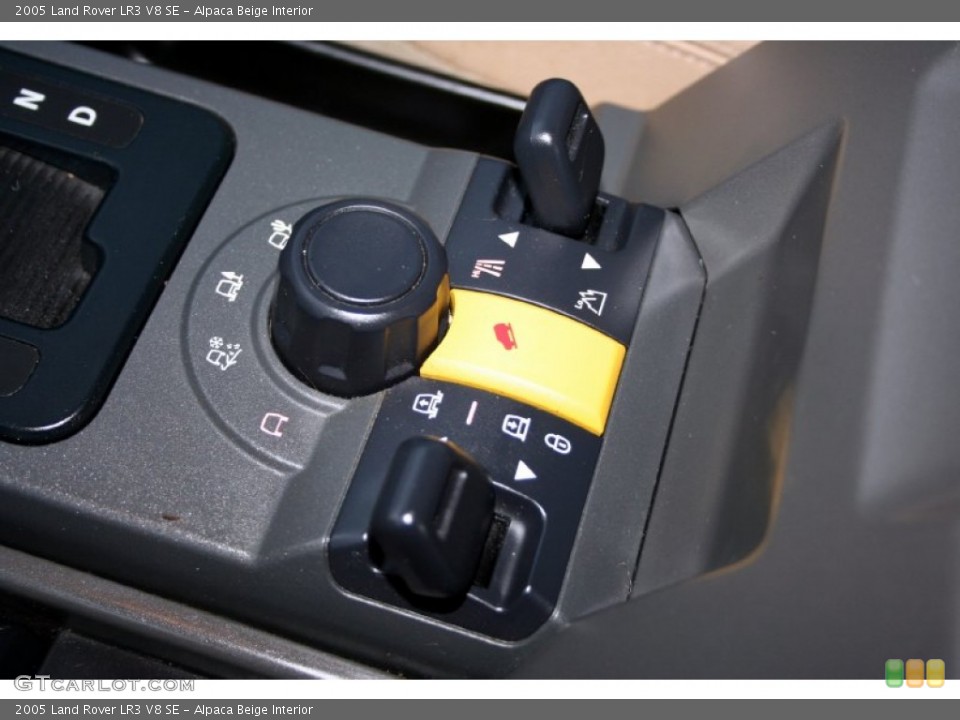 Alpaca Beige Interior Controls for the 2005 Land Rover LR3 V8 SE #57551414