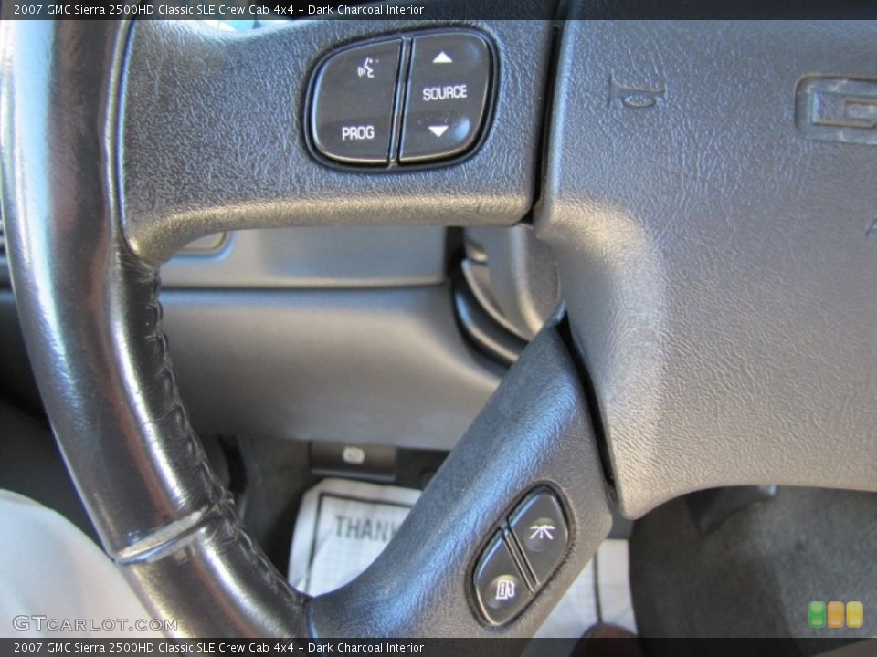 Dark Charcoal Interior Controls for the 2007 GMC Sierra 2500HD Classic SLE Crew Cab 4x4 #57553828