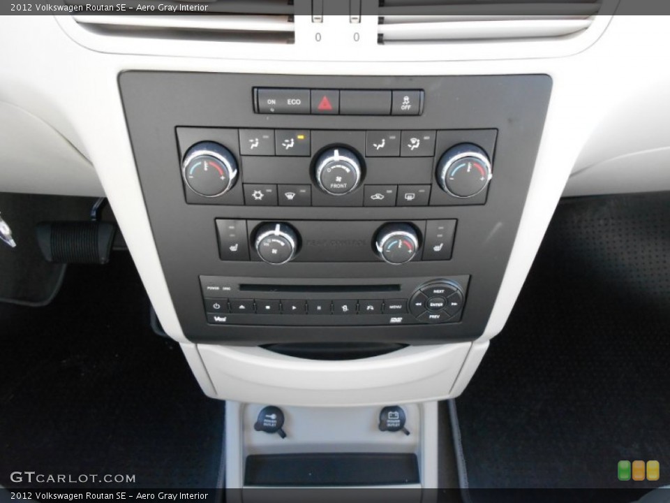 Aero Gray Interior Controls for the 2012 Volkswagen Routan SE #57572608