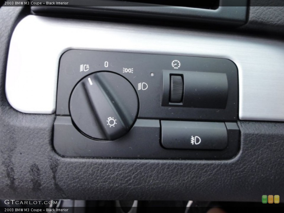 Black Interior Controls for the 2003 BMW M3 Coupe #57582550