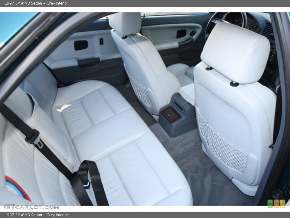 Grey Interior Photo for the 1997 BMW M3 Sedan #57583202