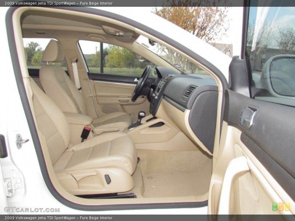 Pure Beige Interior Photo for the 2009 Volkswagen Jetta TDI SportWagen #57595995