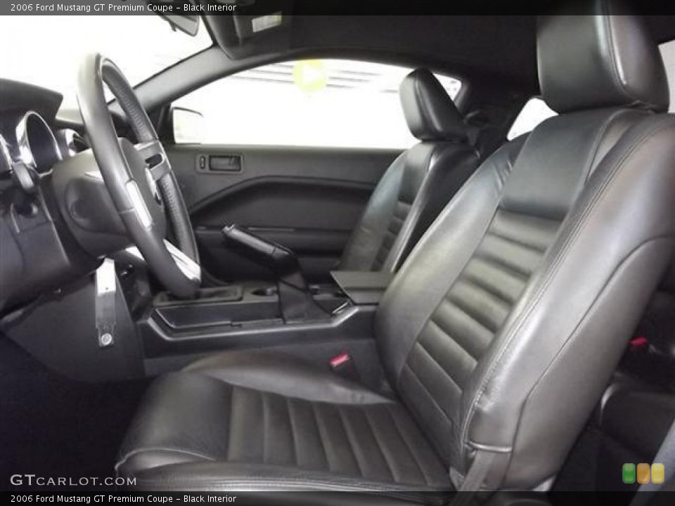 Black Interior Photo for the 2006 Ford Mustang GT Premium Coupe #57600315