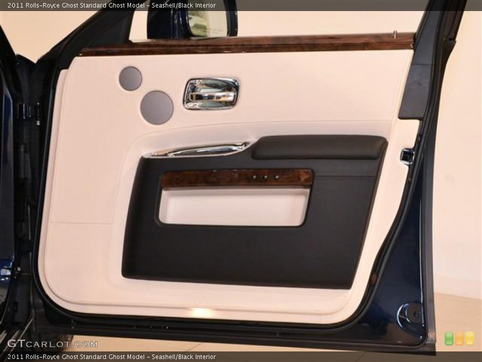 Seashell/Black Interior Door Panel for the 2011 Rolls-Royce Ghost  #57605720