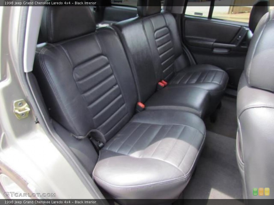 Black Interior Photo for the 1998 Jeep Grand Cherokee Laredo 4x4 #57625528