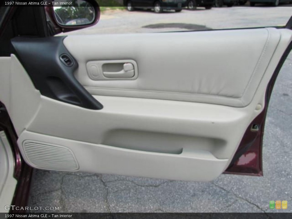 Tan Interior Door Panel for the 1997 Nissan Altima GLE #57626764