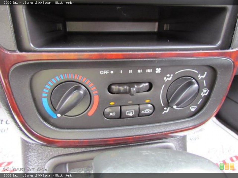 Black Interior Controls for the 2002 Saturn L Series L300 Sedan #57630466