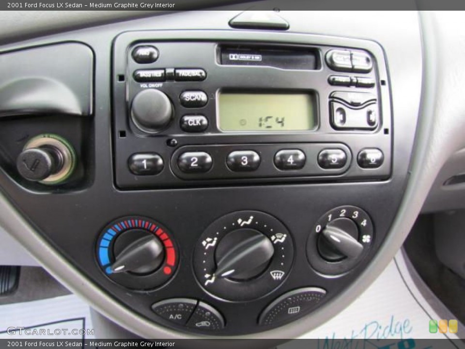 Medium Graphite Grey Interior Controls for the 2001 Ford Focus LX Sedan #57632668