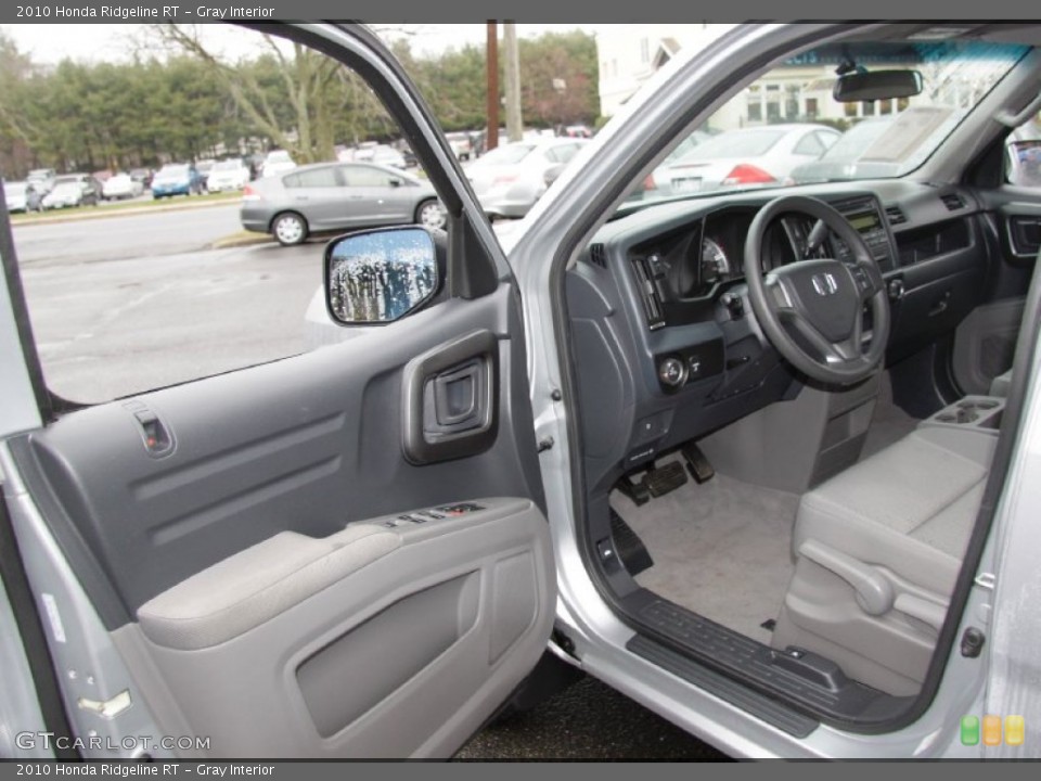 Gray Interior Photo for the 2010 Honda Ridgeline RT #57642172