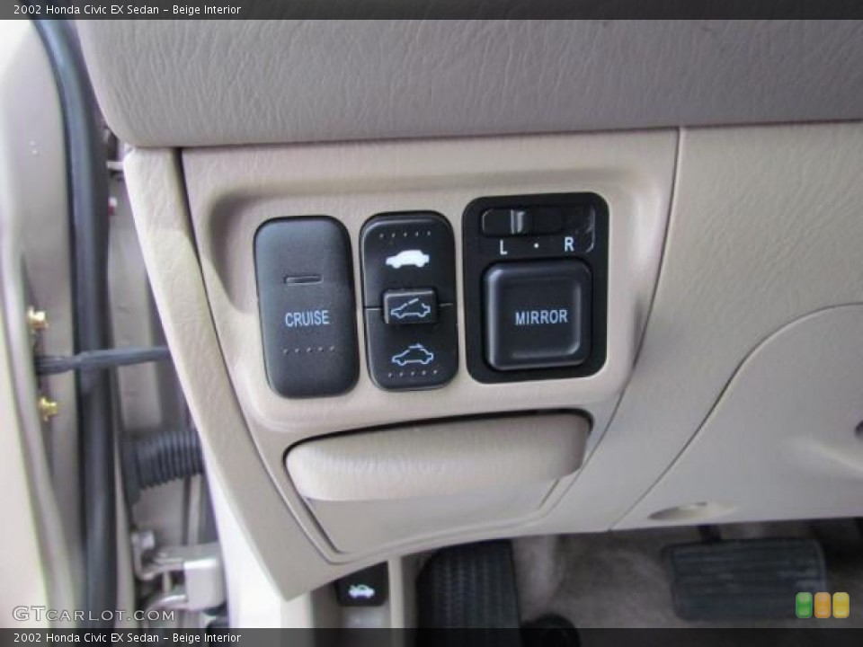 Beige Interior Controls for the 2002 Honda Civic EX Sedan #57647122