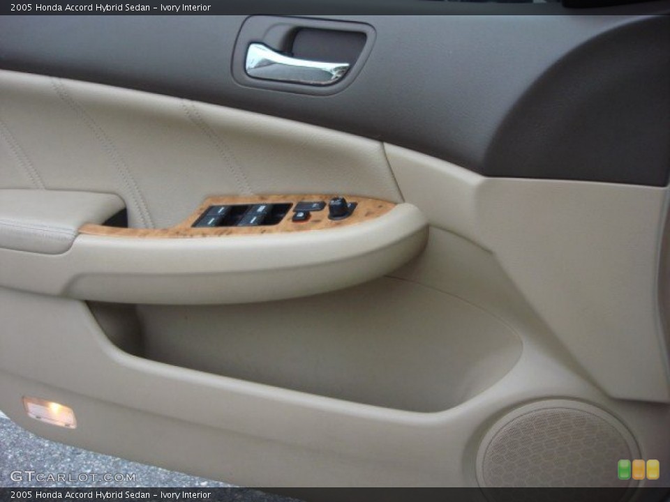Ivory Interior Door Panel for the 2005 Honda Accord Hybrid Sedan #57650005
